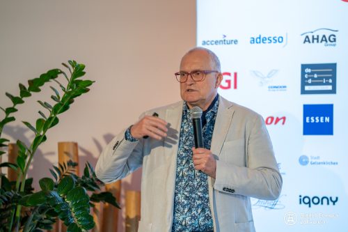 Fruehjahrsgutachten-2025 07